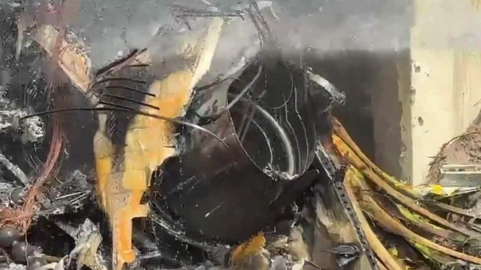 1796230-bangladesh-jet-crash.jpg
