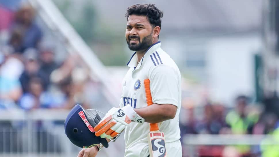 1800213-rishabh-pant-injury.jpg