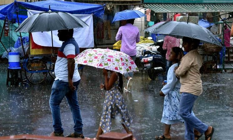 1825033-heavyrains.jpg