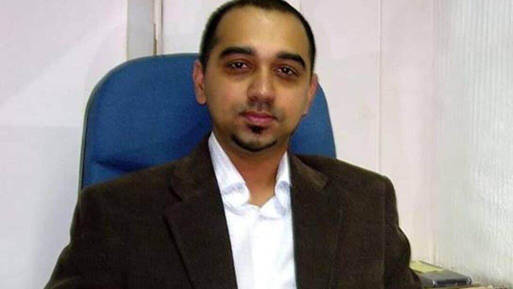 2-0-90091497-Ajau-Adiseshann-3C-0_1681731440845_1752505680161.jpg