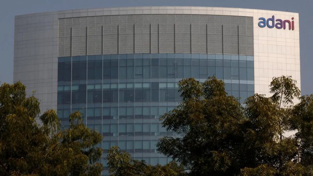 2025-07-09T120327Z_1877040829_RC24ABAZA2MD_RTRMADP_3_INDIA-DEBT-BONDS-ADANI-ENTR.JPG