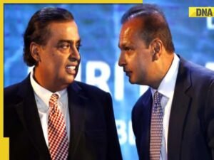 2712029-anil-ambani-with-mukesh-ambani.jpg