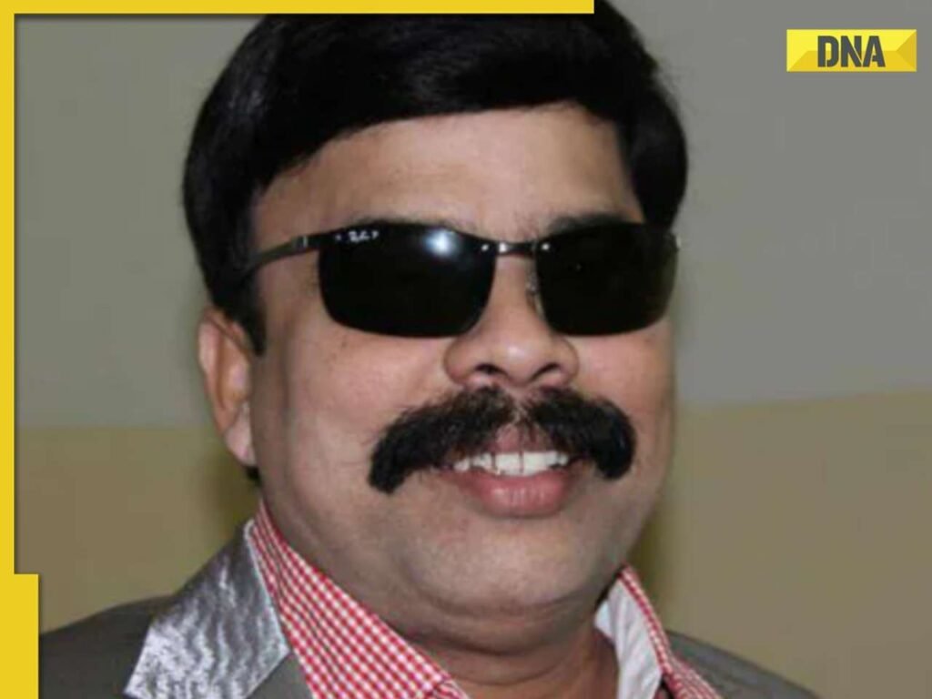 2715609-tamil3.jpg