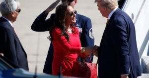 AP22217761969068_preview_maxWidth_3000_maxHeight_3000_ppi_72_embedColorProfile_true_quality_95.jpg