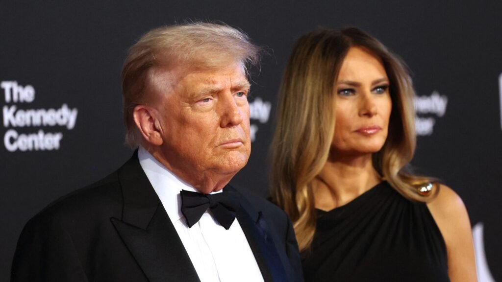 FILES-US-POLITICS-ARTS-TRUMP-THEATRE-2_1753630511178_1753630515872.jpg