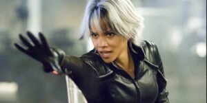 Halle-Berry-as-Storm-in-X-Men.jpg