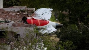 INDIA-CRASH-INVESTIGATION-0_1752123895062_1752123960265_1752282097313.JPG