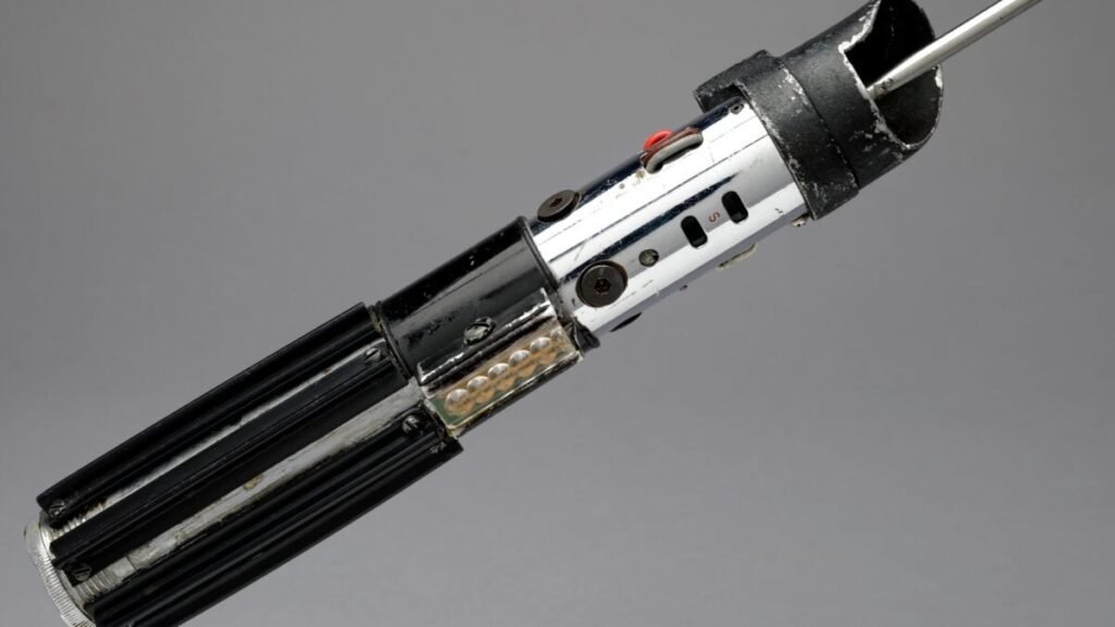 Propstore-Darth-Vaders-Lightsaber-1200x675.jpg
