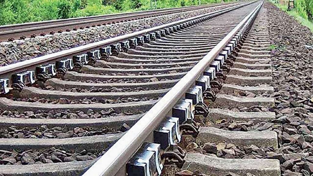 RAIL-LINE.jpg