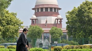SUPREME20COURT2017200420DELHI205.JPG
