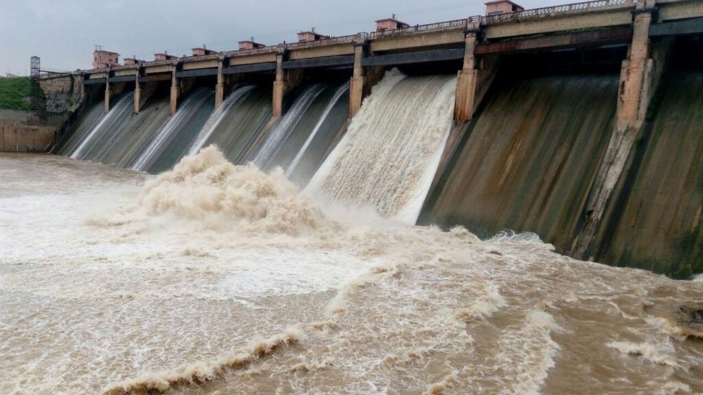 Surplus-water-discharged-from-Kaddam-project-as-inflows-rise.jpg