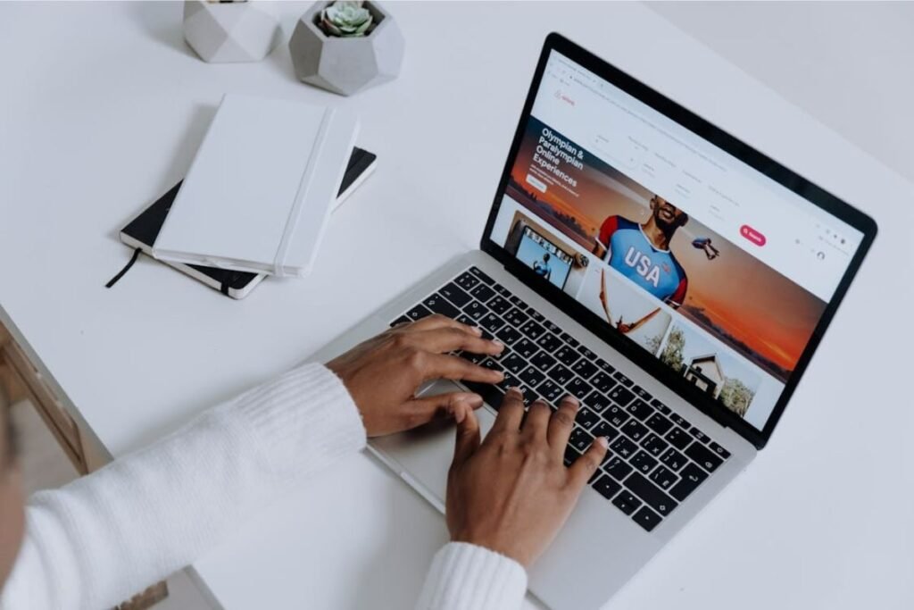 browser_pexels_cottonbro_studio_1753170583357.jpg