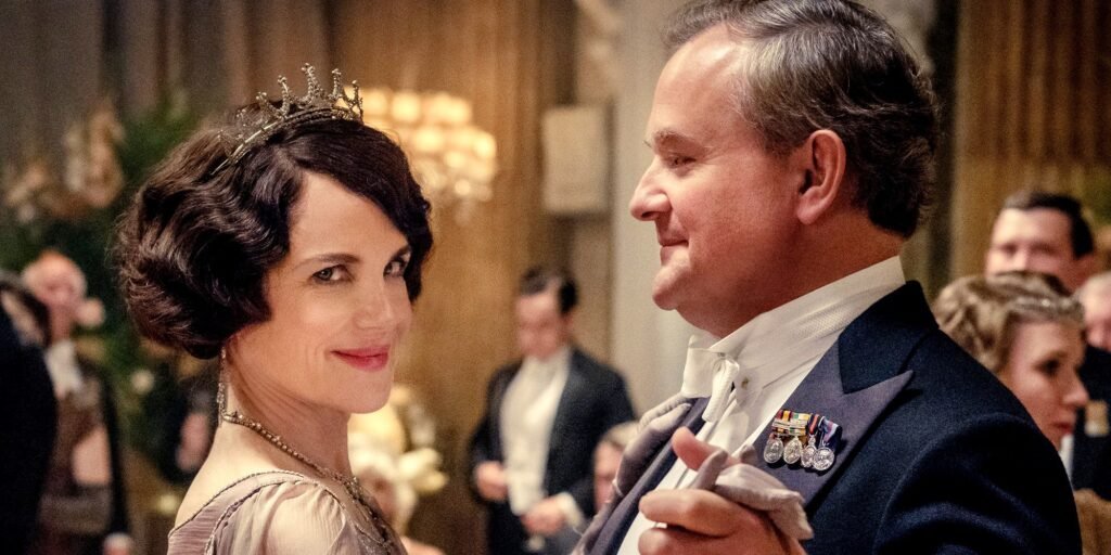 cora-crawley-and-lord-grantham-dancing-in-downton-abbey.jpg