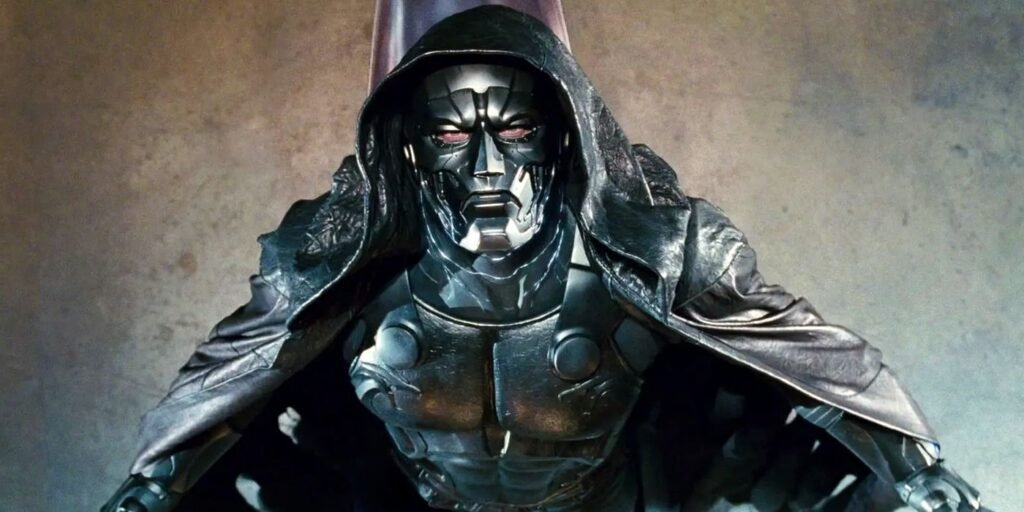 doctor-doom-in-fantastic-four-rise-of-the-silver-surfer-looking-up.jpg