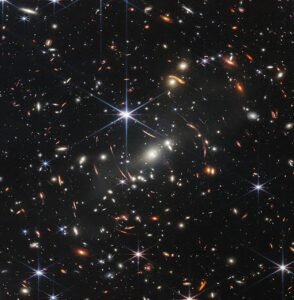 jwst-finds-plenty-of-l.jpg