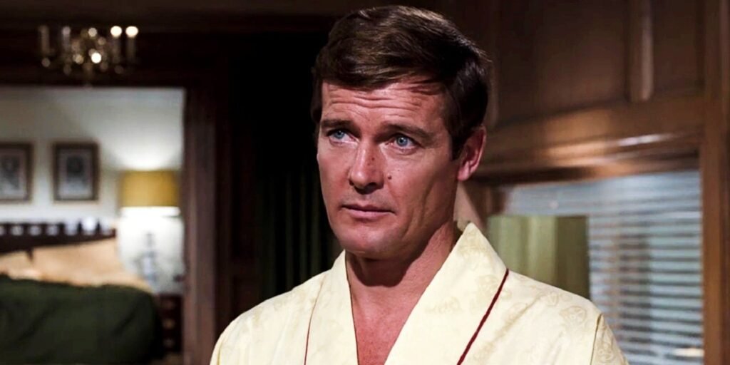 live-and-let-die-bond-robe.jpg