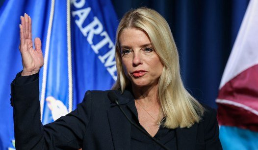 pam-bondi-3.jpg