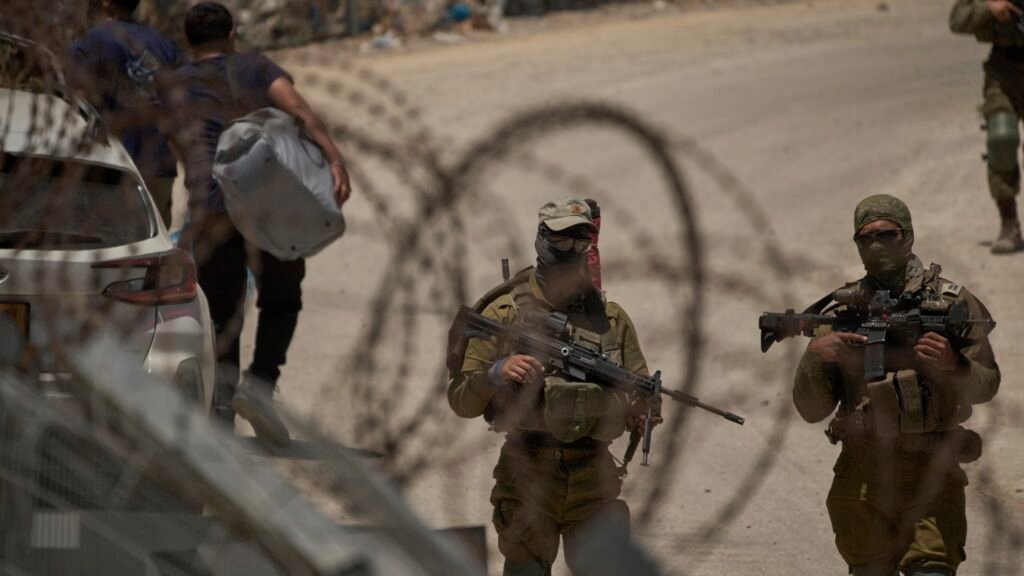 urlhttp3A2F2Fnpr-brightspot.s3.amazonaws.com2F252F272F65e0e8774e369df07e363be898292Fap25198.jpeg