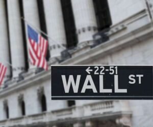 wall-street-new-york-stock-exchange-hg.jpg