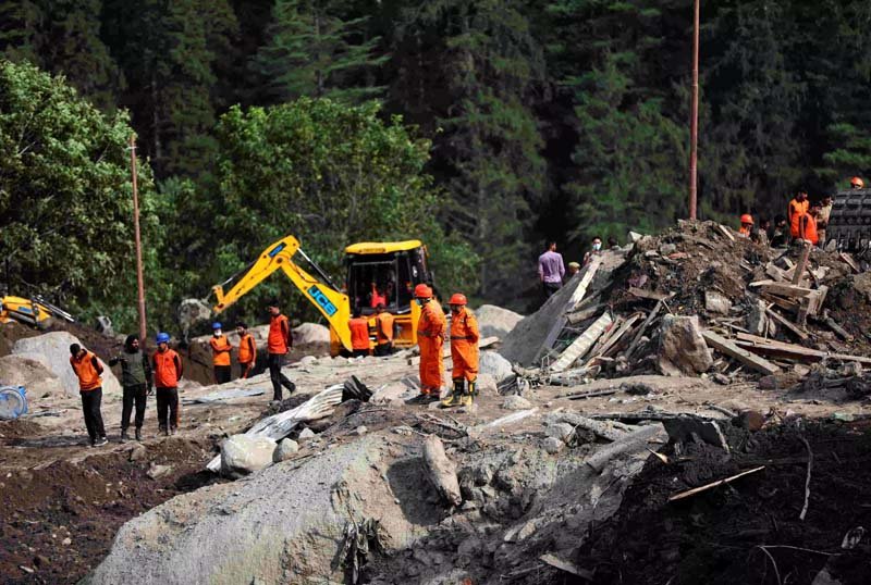10-senior-IAS-and-IPS-officers-to-supervise-relief-and-rescue-operations.jpg