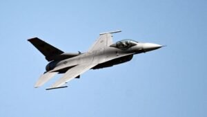 1809977-f-16.jpg