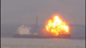 1812951-baltimore-ship-video-grab.jpg