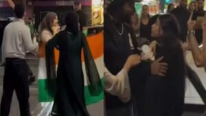 1813383-indian-muslim-girls-london-tricolour-1.jpg