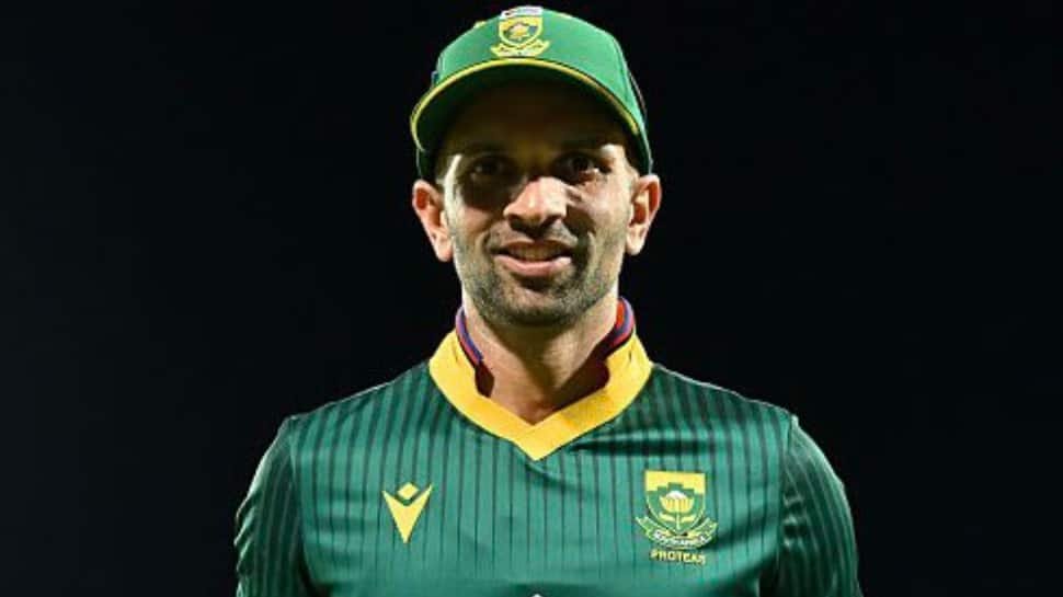 1814680-keshav-maharaj.jpg