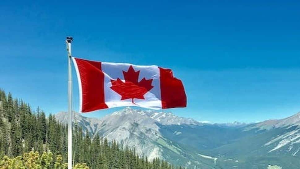 1814731-canada-flag-1.jpg