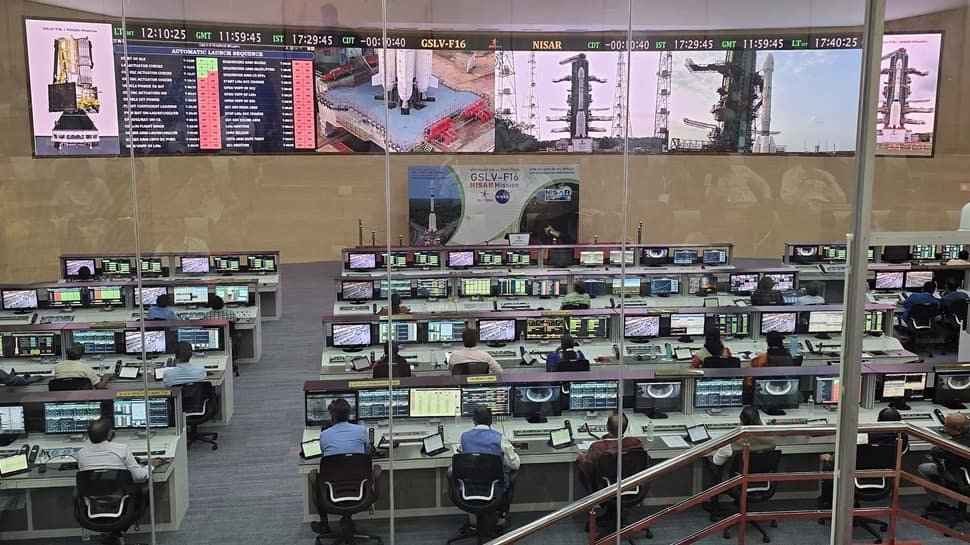 1815300-isro-ani.jpg