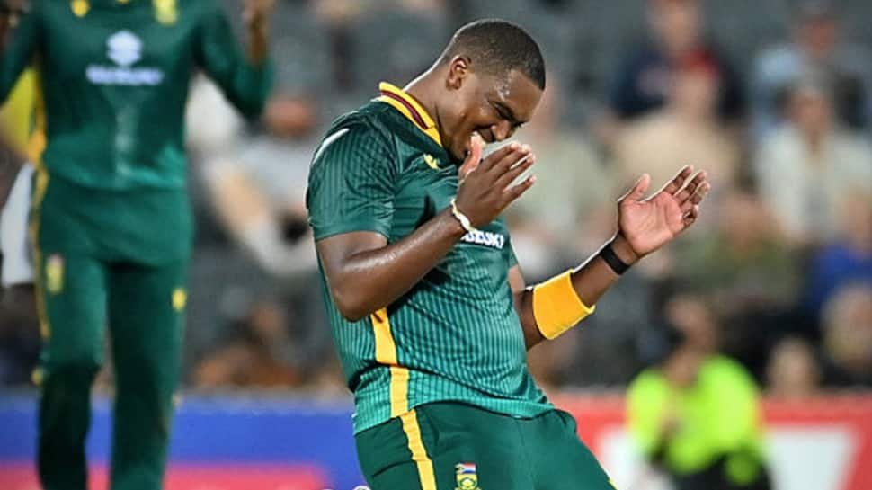 1815819-lungi-ngidi-rcb.jpg