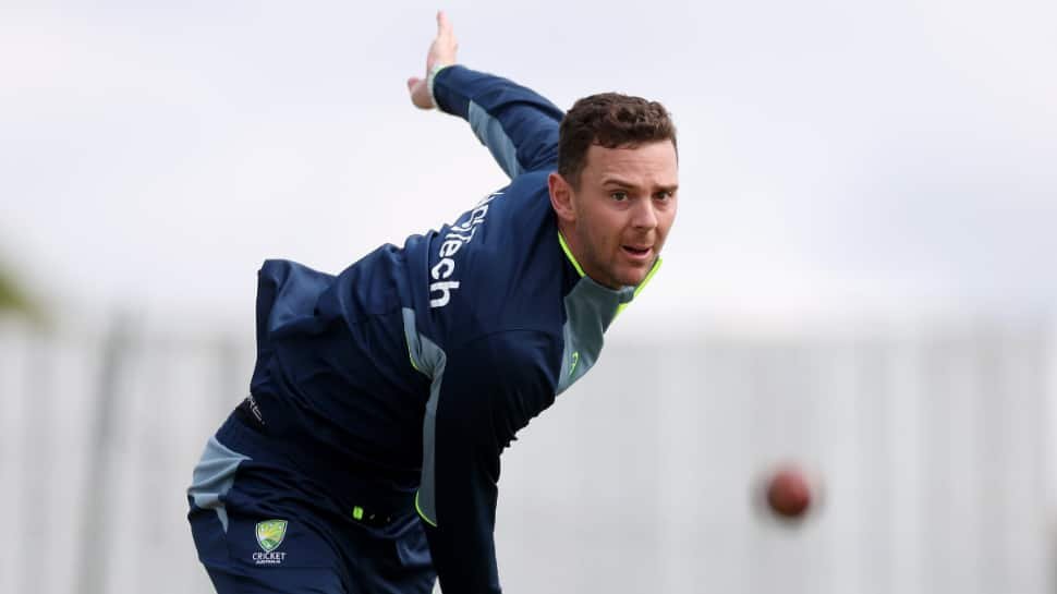 1819384-josh-hazlewood.jpg