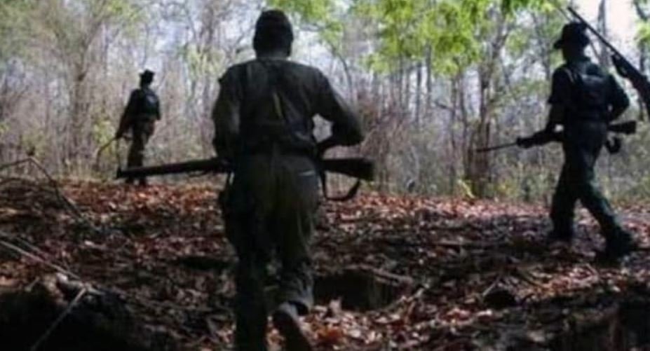 1903958-maoists.jpg