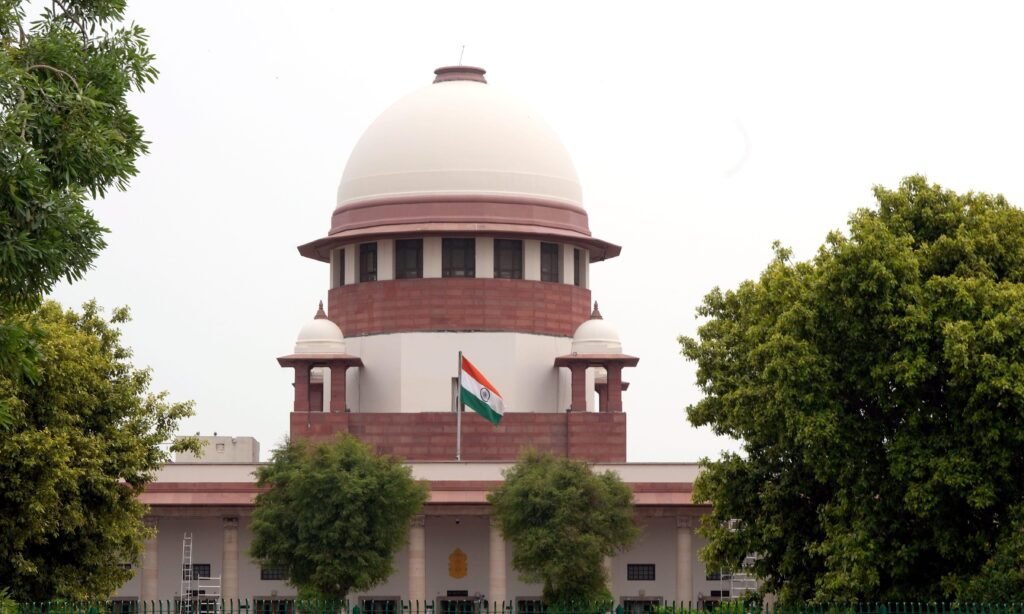 1945175-supreme-court.jpg