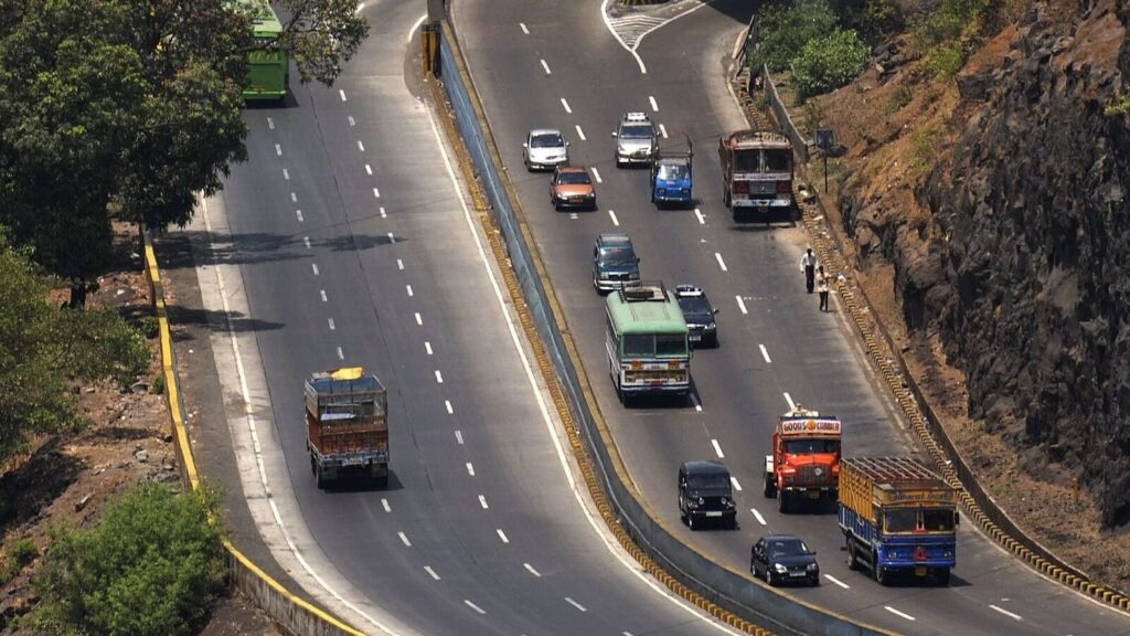 2-0-86994526-pic-5-137-road-0_1681740475433_1755073064665.JPG