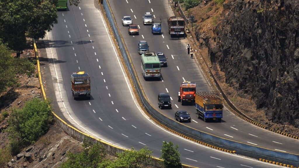 2-0-86994526-pic-5-137-road-0_1681740475433_1755183415277.JPG
