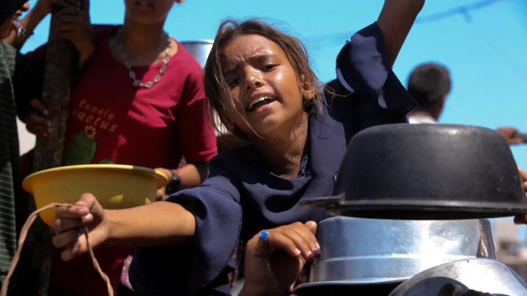 2025-08-04T123546Z_1575682083_RC2B0GA395LU_RTRMADP_3_ISRAEL-PALESTINIANS-GAZA.JPG