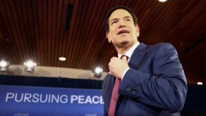 2025-08-17T133556Z_839937323_RC2U7GA2PNXB_RTRMADP_3_UKRAINE-CRISIS-SUMMIT-RUBIO.JPG