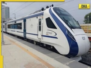 2717845-vande-bharat.jpg