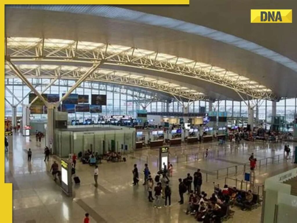 2718597-vietnam-offers-5-year-visa-exemption-for-foreign-expats.jpg
