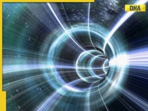 2719180-space-tunnel.jpg