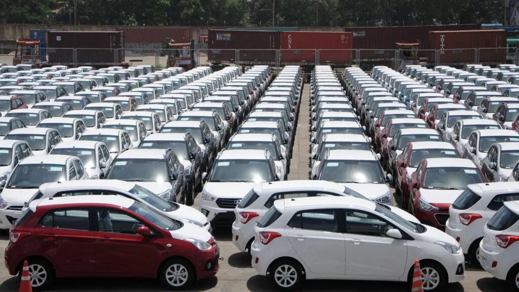 HYUNDAI_CARS_AND_CHENNAI_HARBOUR_04.jpg