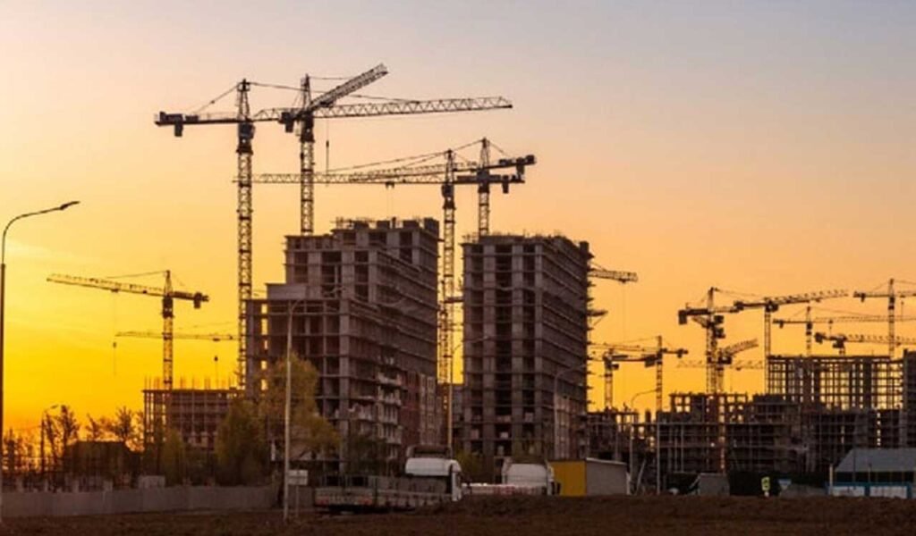 Hyderabad-housing-sales-drop-30-pc-in-July-2025-but-premium-homes-see-strong-demand.jpg