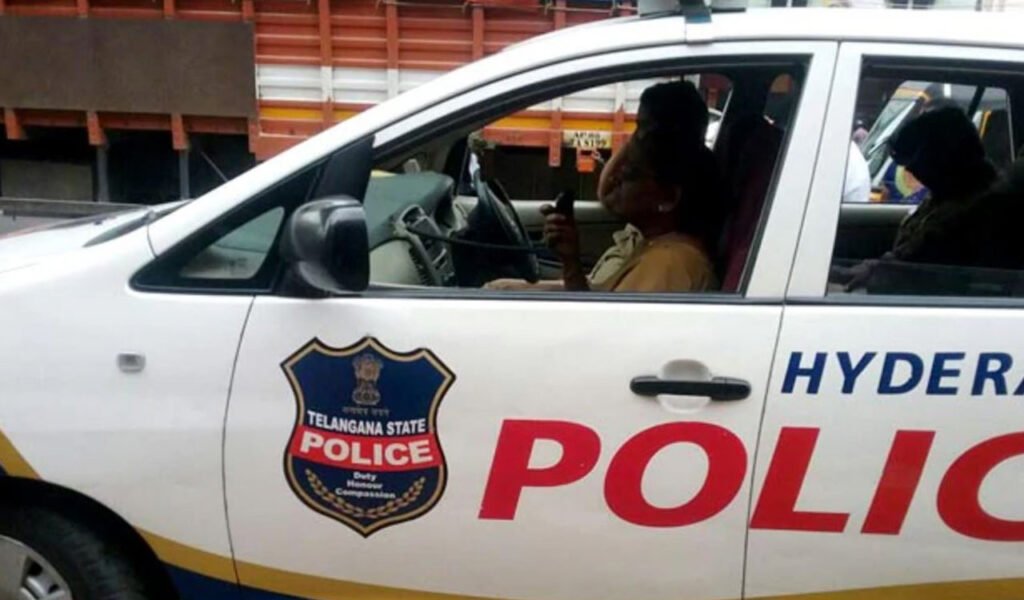 Hyderabad-police-car.jpg