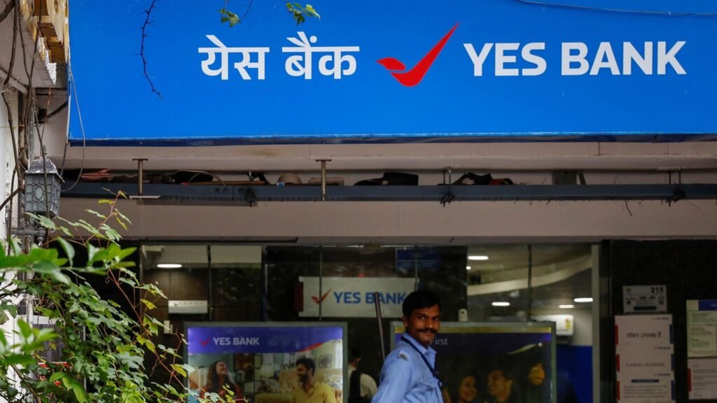 INDIA-BANKS-2_1726163583363_1756100057943.JPG