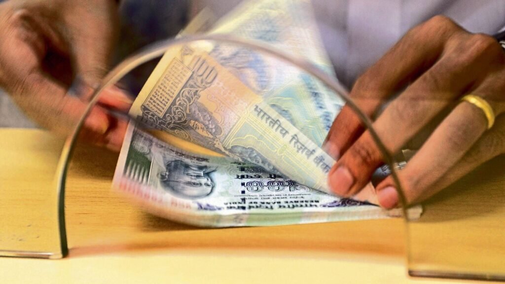 The-major-risk-in-P2P-lending-is-the-default-risk-_1685640949015_1754285573769.jpg
