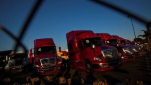 USA-TRUMP-VISAS-TRUCK-0_1755824712666_1755824737069.JPG