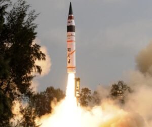 agni-5-missile-launch-2-hg.jpg