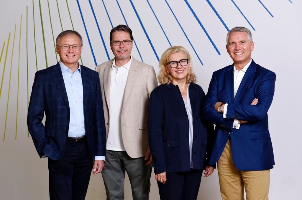 amann-executive-board_316048.jpg