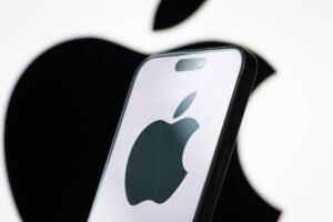 apple-on-phone.jpg